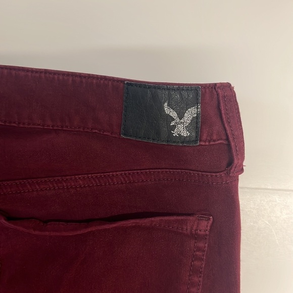 American Eagle Outfitters AEO Sateen Burgundy Jegging Size 10 Short - Picture 5 of 14